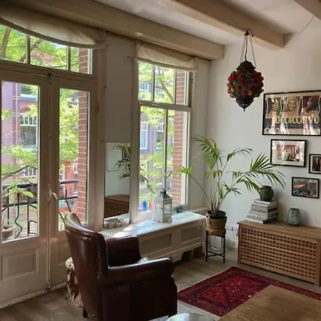 Bohemian Loft Guest house 4*