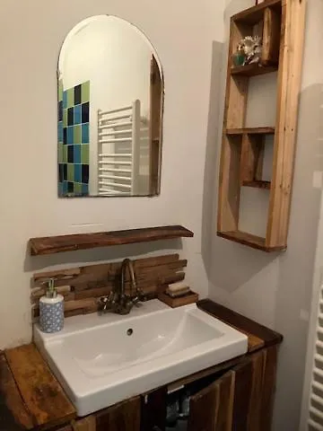 Bohemian Loft 게스트하우스 4*