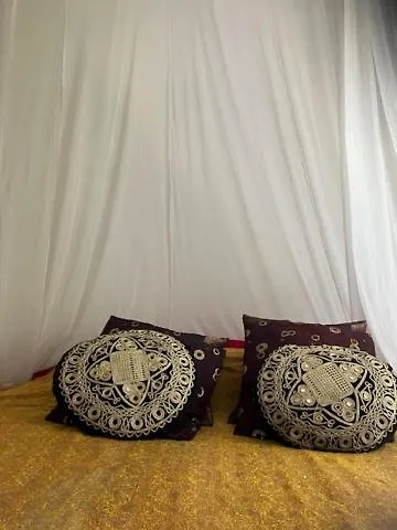 Bohemian Loft 게스트하우스 4*